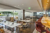 The Statler Dallas, Curio Collection by Hilton