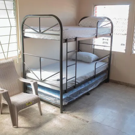 Hostel YEK