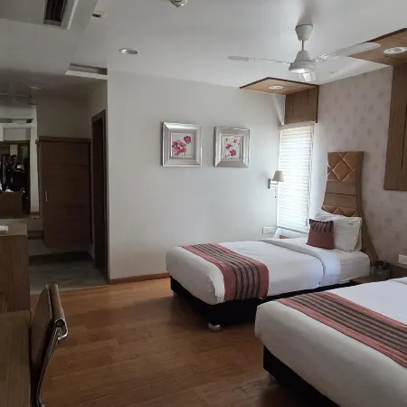 Hotel Atishay