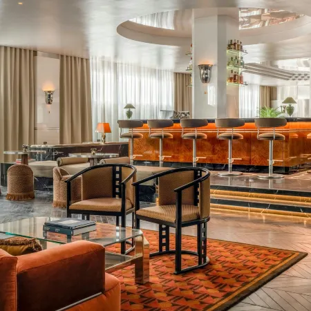 Roomers Munich, Autograph Collection