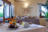 IH Hotels le Zagare Resort - breakfast