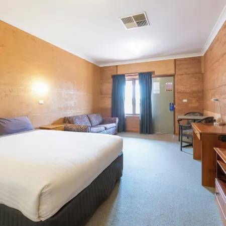Mud Hut Motel