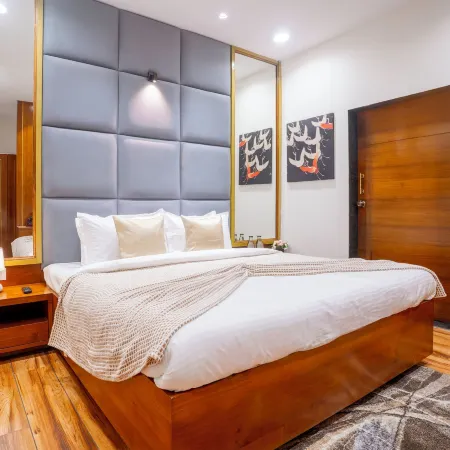ELIVAAS Lavender Crest 4 BHK Villa