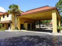 Fairview Inn & Suites Mobile Hotels near Walmart Supercenter