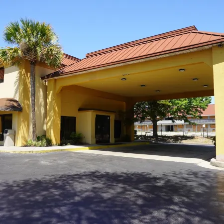 Fairview Inn & Suites Mobile
