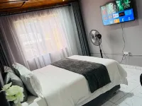 Private Guest Room Retreat Near Mutare CBD Hotels in Mutare