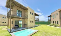 Beachfront Duplex B por Be My Guest - Homestays