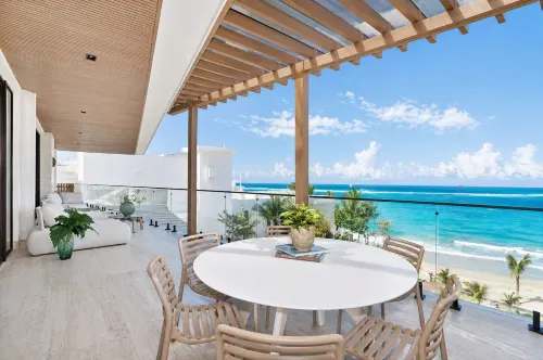 Deluxe One Bedroom Loft - Ocean View