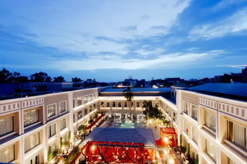 The Tivoli New Delhi - piscina