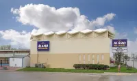 Alamo Inn & Suites