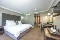 Ruslamere Hotel and Conference Centre - parkir