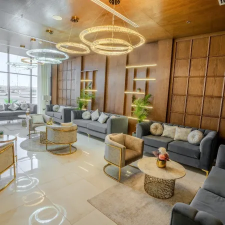 Grand Line Hotel