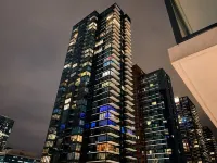 Calgary’s Downtown Haven - Free Parking