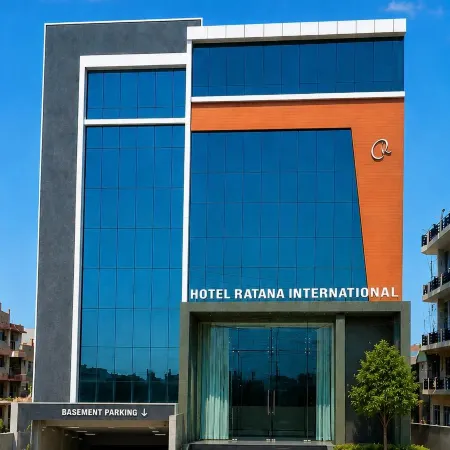 Hotel Ratana International