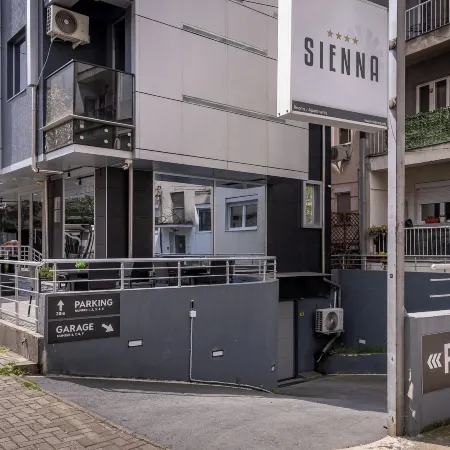 Sienna Apartments
