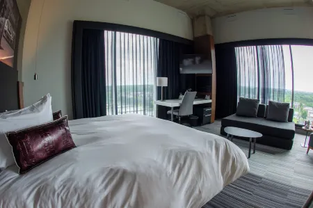 Grand Times Hotel Drummondville