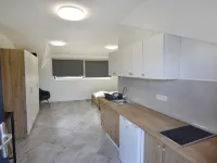 Lovely apartment for a comfortable stay Hotels in Plovanija