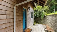 Cozy Cannon Beach Home Near Haystack Rock & Downtown Steps From the Sea by Avantstay - 3 stjerner