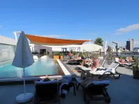 Hotel Sun - Pools