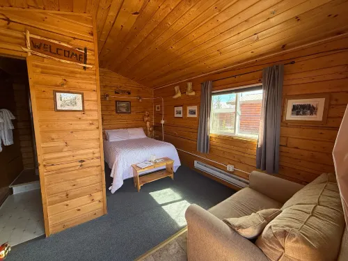 Earthsong Lodge