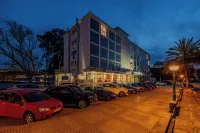 Faranda Rias Altas, Ascend Hotel Collection - parking