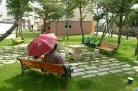 International Coastal Baths JunSao's Home Large Three-Bedroom Two-Bathroom Homestay (Huanhai Road) - Rooftop Pools