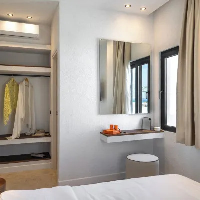 Ostria Vento Hotels near Papafragkas Beach
