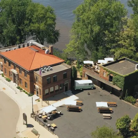 Hatchery Riverside Hotel & Event Venue