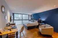 Capitalia-Luxury Apartments -Temístocles - 5 Yıldız