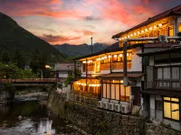 Atarashiya Ryokan - Bãi đậu xe