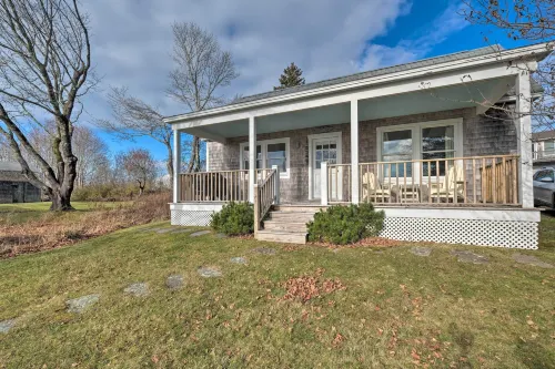Pauls Cottage in Tenants Harbor, 1 Min to Shore - Wifi