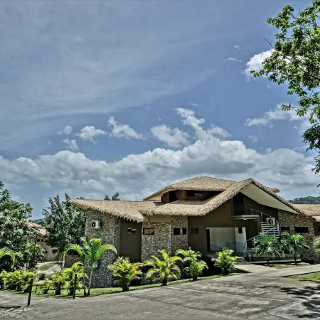 Nammbú Beach Front Bungalows