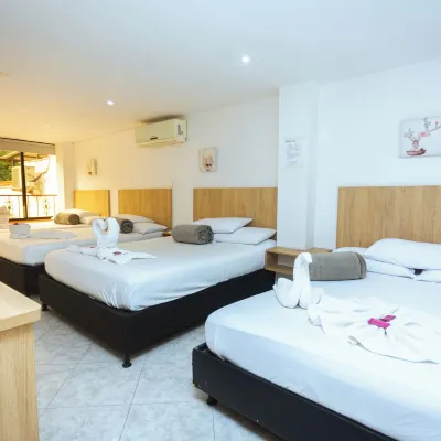 هوتل كولوريس بوتيك Hotels near Parque Aranjuez