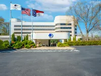 DoubleTree by Hilton South Charlotte Tyvola Hotels near Executive Park