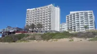 Diaz Hotel and Resort - bar