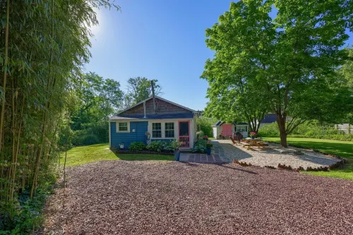 Waterfront cottage in historic Charlestown, Maryland - 3-Star