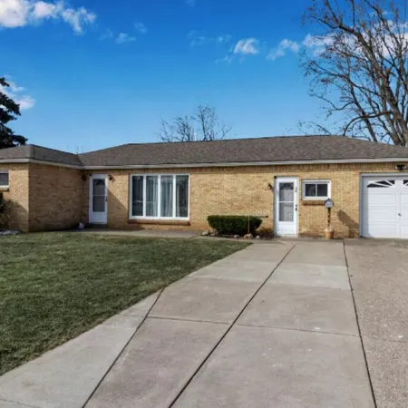 Family Ranch Near Buffalo & Airport Sleeps 9 Pet-Friendly Fenced Yard