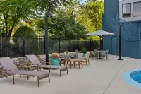 Delta Hotels Bristol - Pools