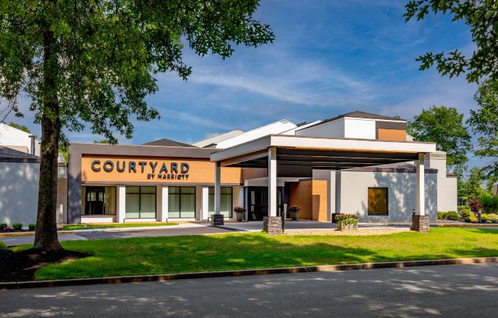 Courtyard Boston Andover
