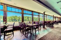 Black Bass Hotel - 2-Star