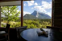 The Juniper Hotel & Bistro - Mountain view