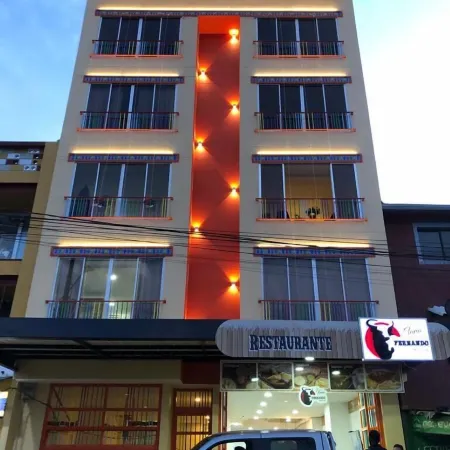 Aptos y Apartaestudios frente al Malecón y el Embalse, Zona Gastronómica