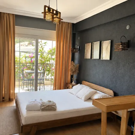 Lb Boutique Hotel
