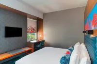 Aloft College Station - Barer