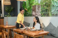 Citadines Berawa Beach Bali Resort - sarapan