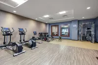 Embassy Suites Jonesboro Red Wolf Convention Center - Gym