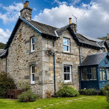 Tigh na Sithe, Traditional Victorian Villa