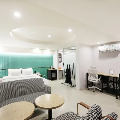 Tomji Hotel Hotels near Lotte World Ice Rink