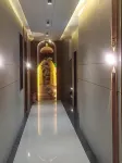 Shree Radha Raman Sarkar Dham - petit déjeuner