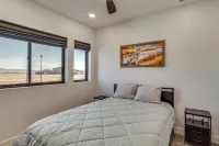 Game Room & Stunning Mtn Views! Cedar City Home - Balkoner